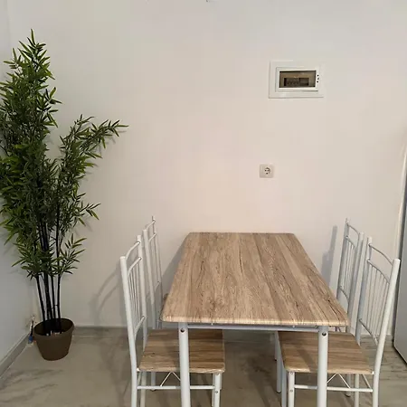 Apartment Spartandom *